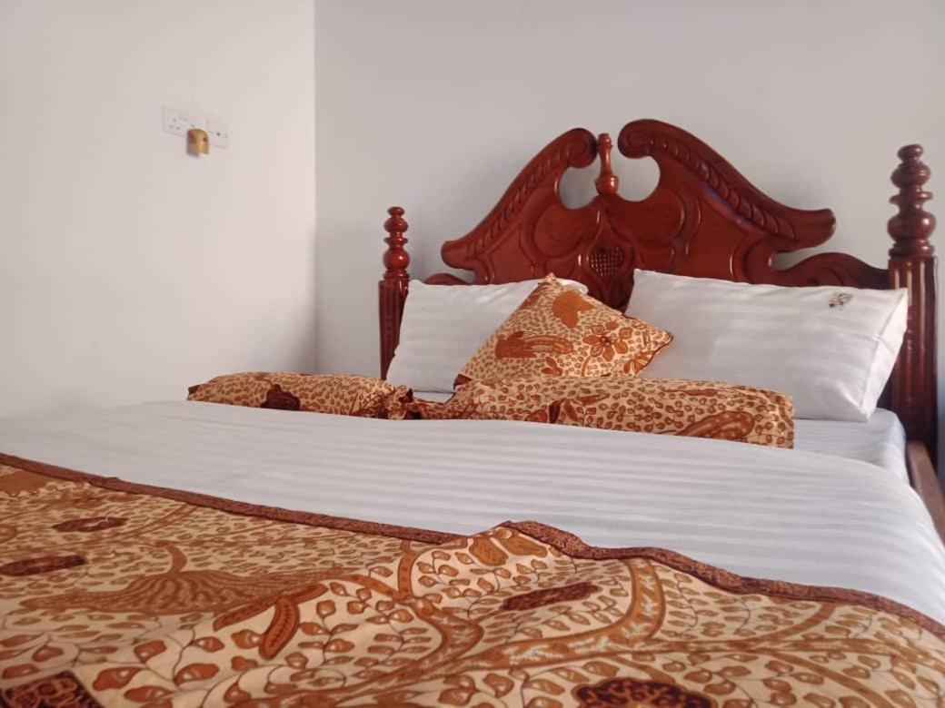 Riverside Resort Hotel Kabale 외부 사진