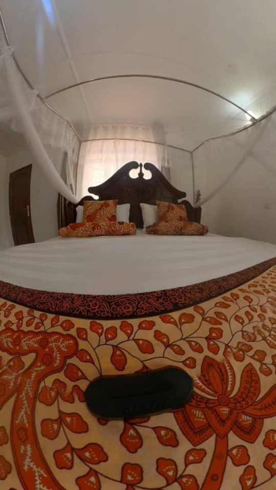 Riverside Resort Hotel Kabale 외부 사진