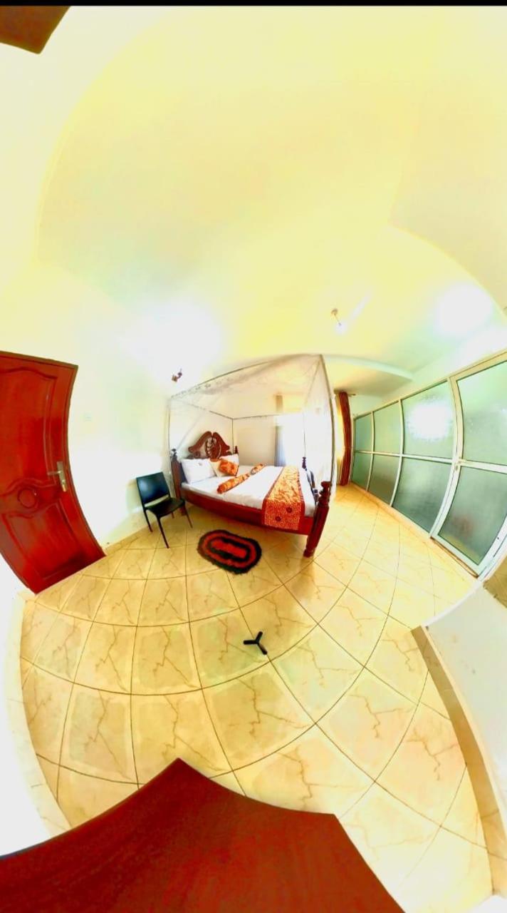 Riverside Resort Hotel Kabale 외부 사진