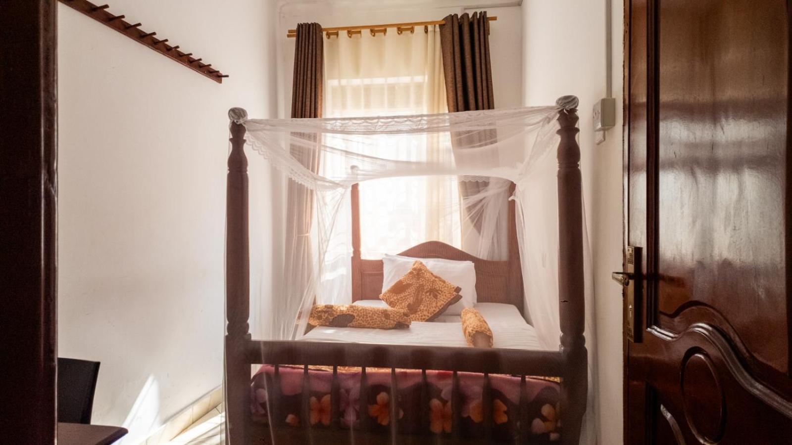 Riverside Resort Hotel Kabale 외부 사진