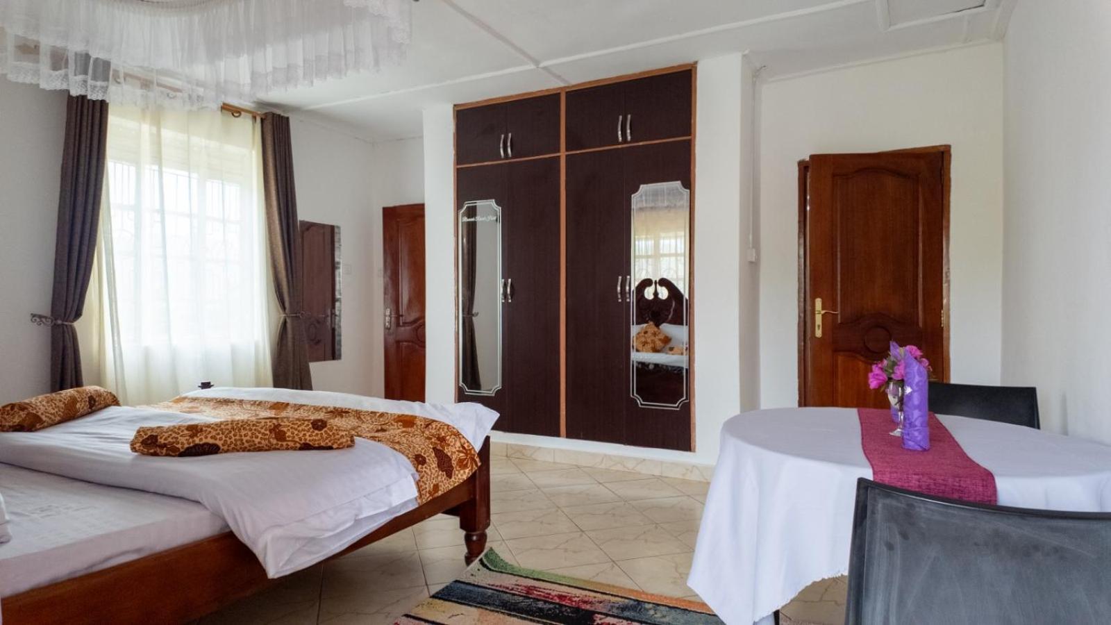 Riverside Resort Hotel Kabale 외부 사진